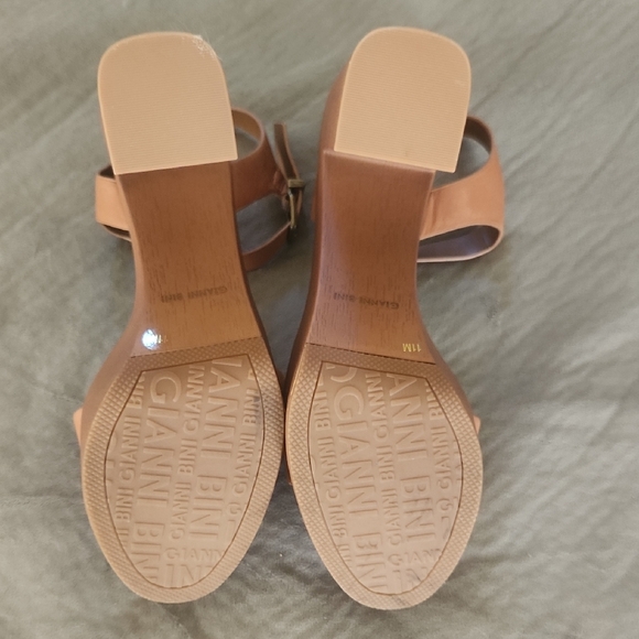 Tan Platform Block Heel Sandals - Picture 3 of 5
